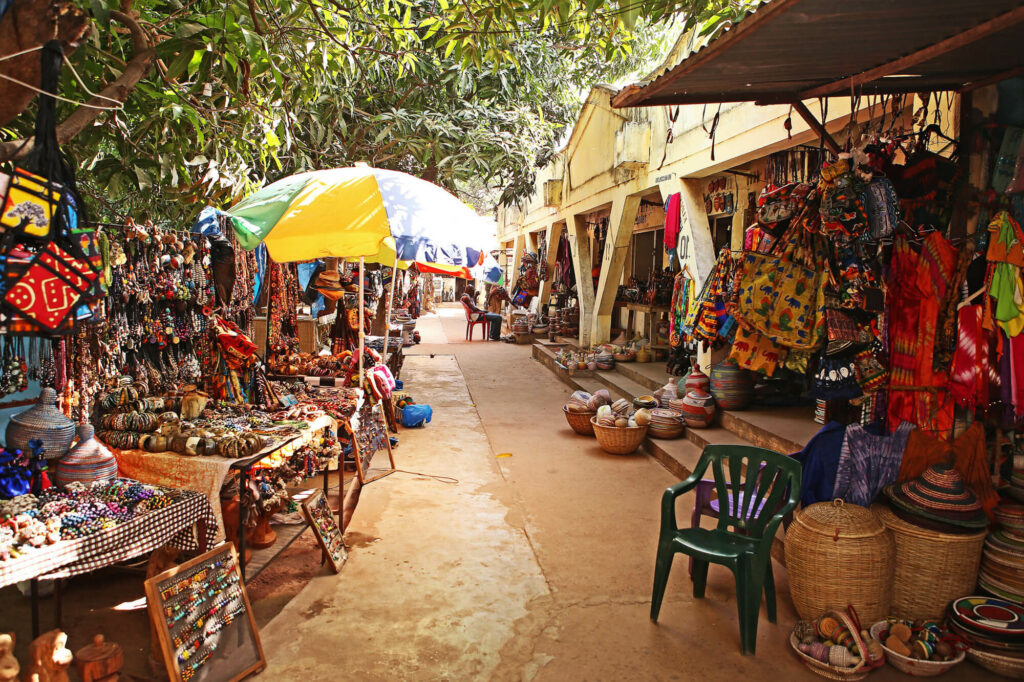 Souvenirs kopen in Kololi, Gambia