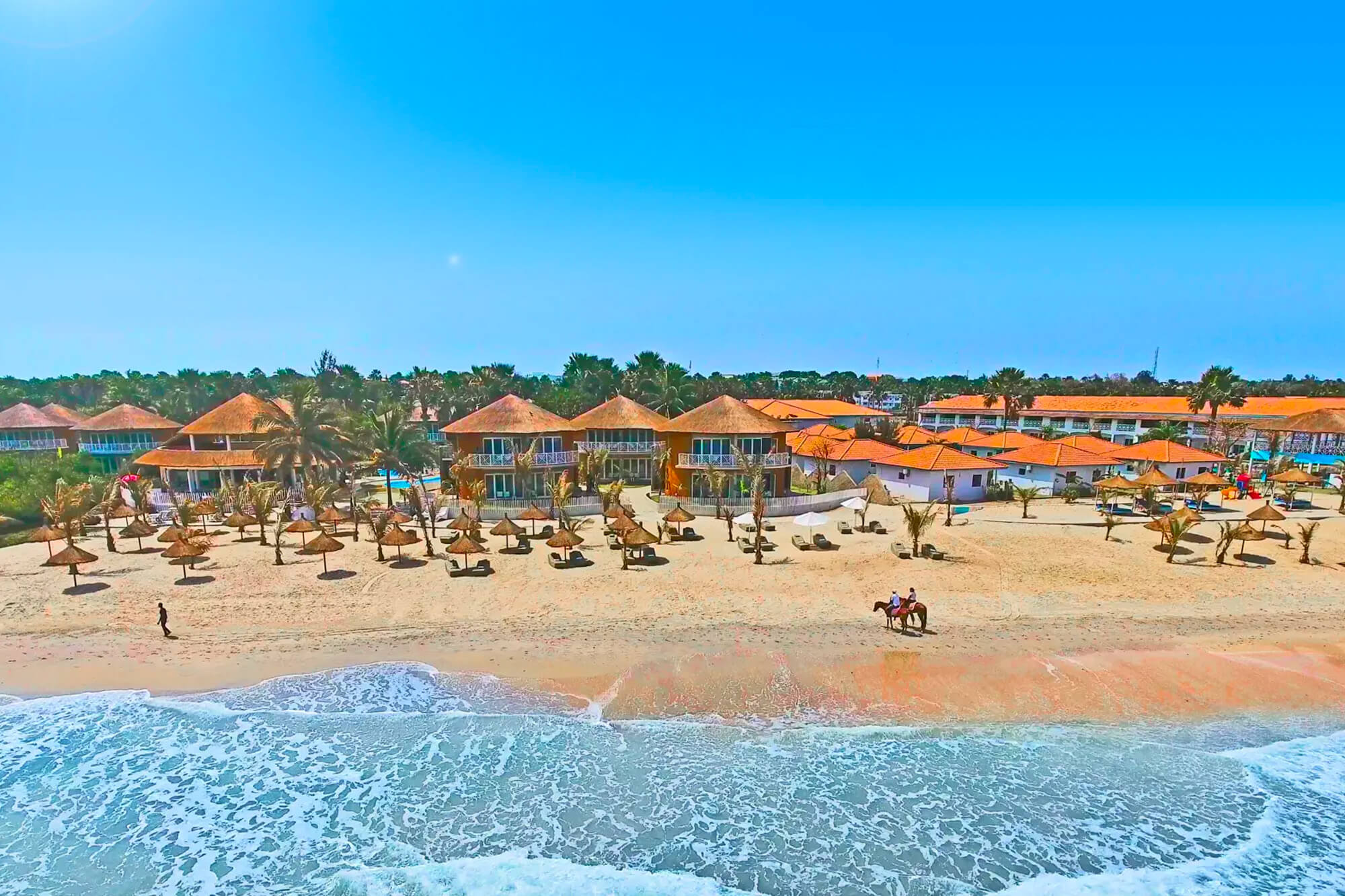 Balafon Beach resort hotel in Gambia is direct aan het strand gelegen